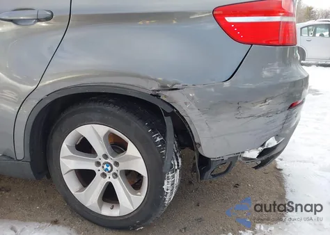 2011 BMW X6 xDrive50I z USA, uszkodzony, nr VIN 5UXFG8C57BLZ96280